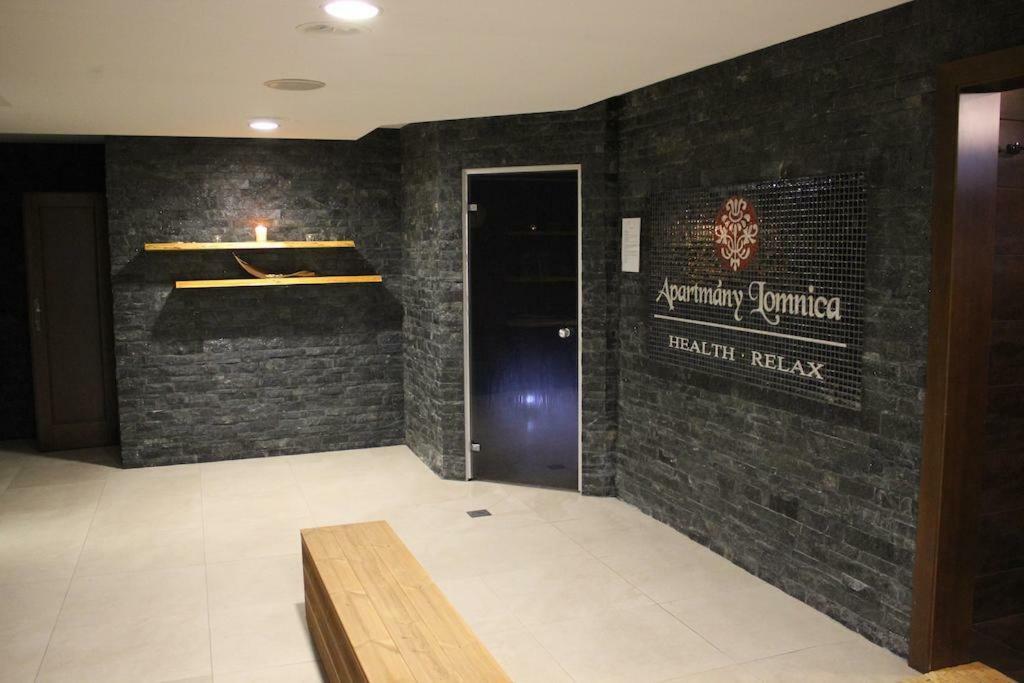Apartman Linda - Velka Lomnica Bagian luar foto