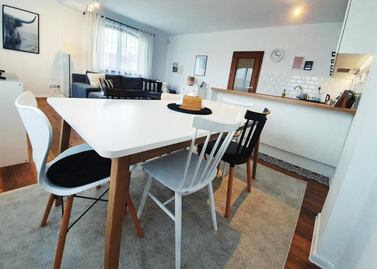 Apartman Linda - Velka Lomnica Bagian luar foto